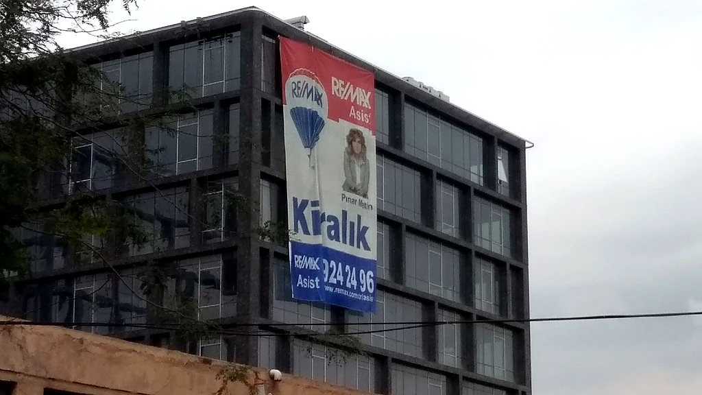 Mesh / Delikli Branda Baskı